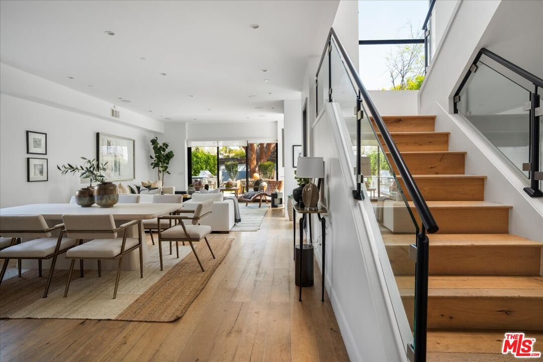 Dining room, Interior, Living room, Recessed Lighting, Wood Texture Flooring