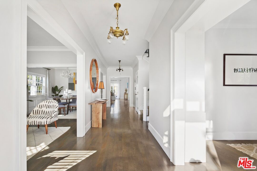 Chandelier, Dining room, Interior, Pendant Lights, Wood Texture Flooring