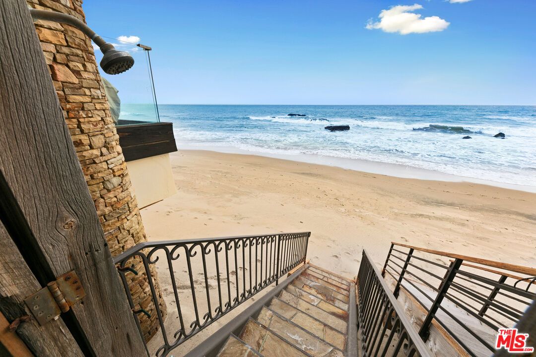 Exterior, Water
