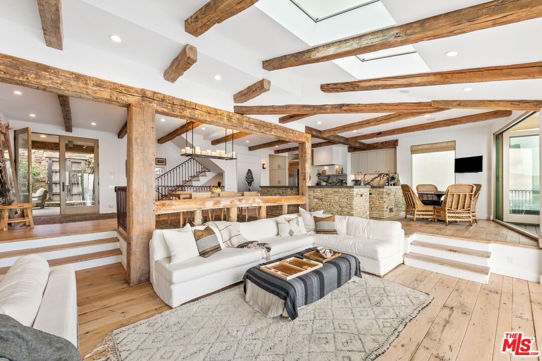 Interior, Living room, Pendant Lights, Recessed Lighting, Wooden Beams, Wood Texture Flooring