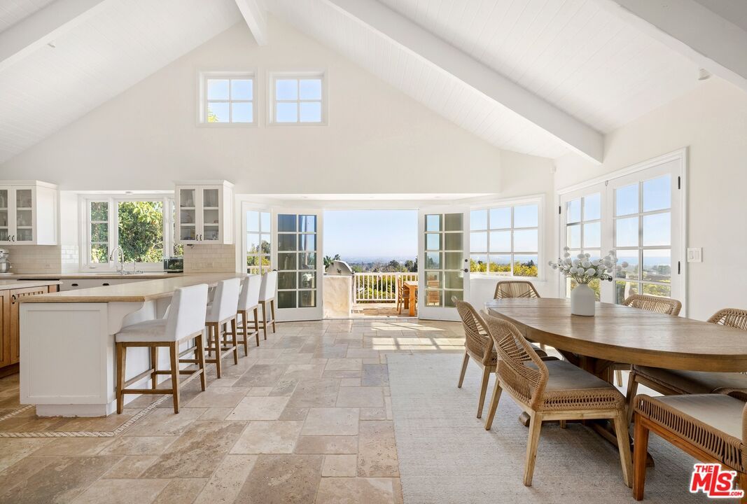 Dining room, Interior, Kitchen