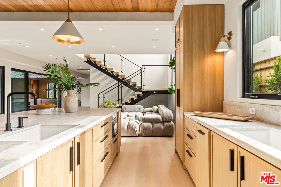 Interior, Kitchen, Living room, Pendant Lights, Recessed Lighting, Wooden Ceilings, Wood Texture Flooring