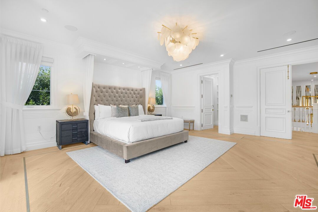 Bedroom, Chandelier, Interior, Recessed Lighting, Wood Texture Flooring