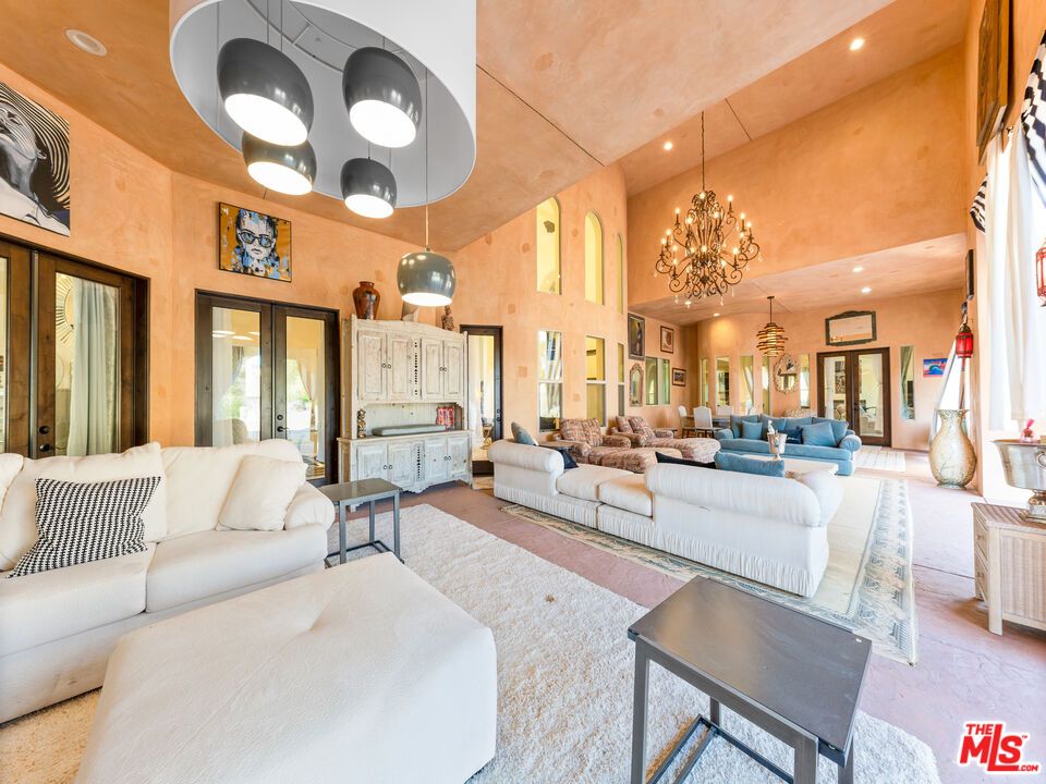 Chandelier, Interior, Kitchen, Living room, Pendant Lights, Recessed Lighting