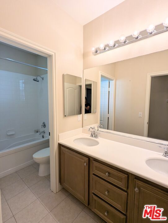 Bathroom, Dual Sink Vanities, Glass Shower, Interior