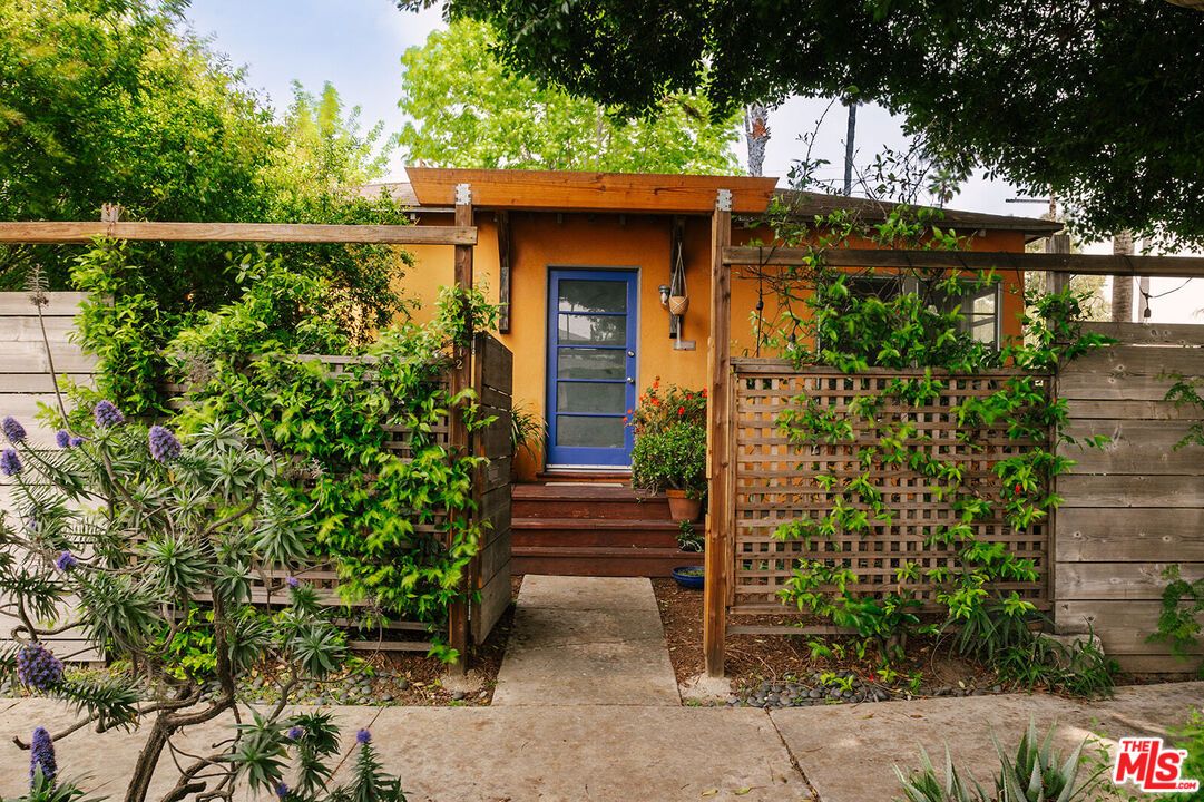 DE Listing image placeholder