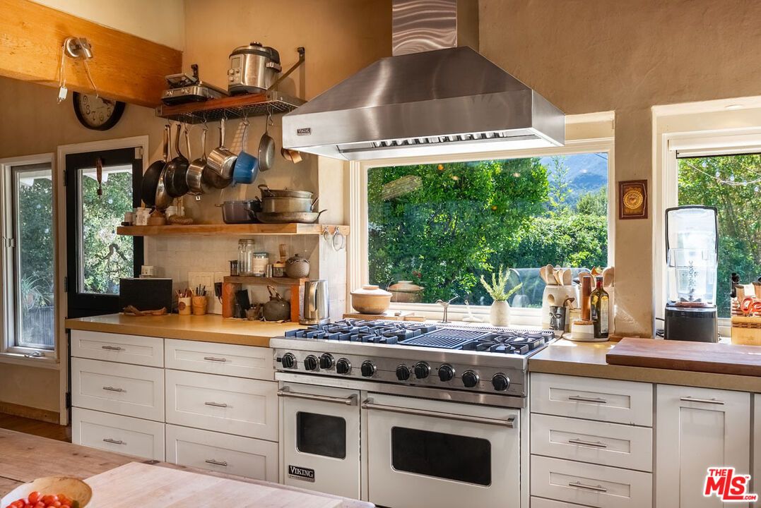 Interior, Kitchen, Stainless Steel Appliances