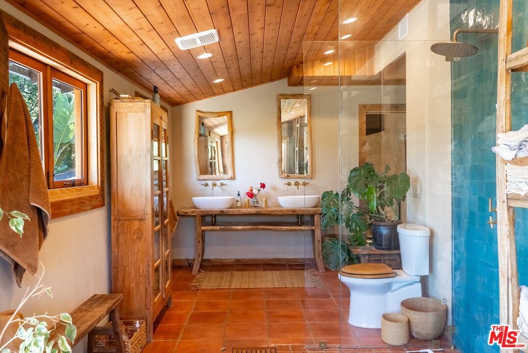 Bathroom, Interior, Recessed Lighting, Wooden Ceilings