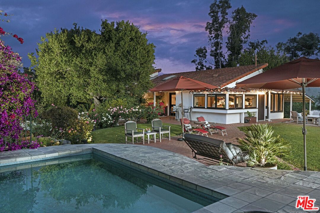 Backyard, Exterior, Pool