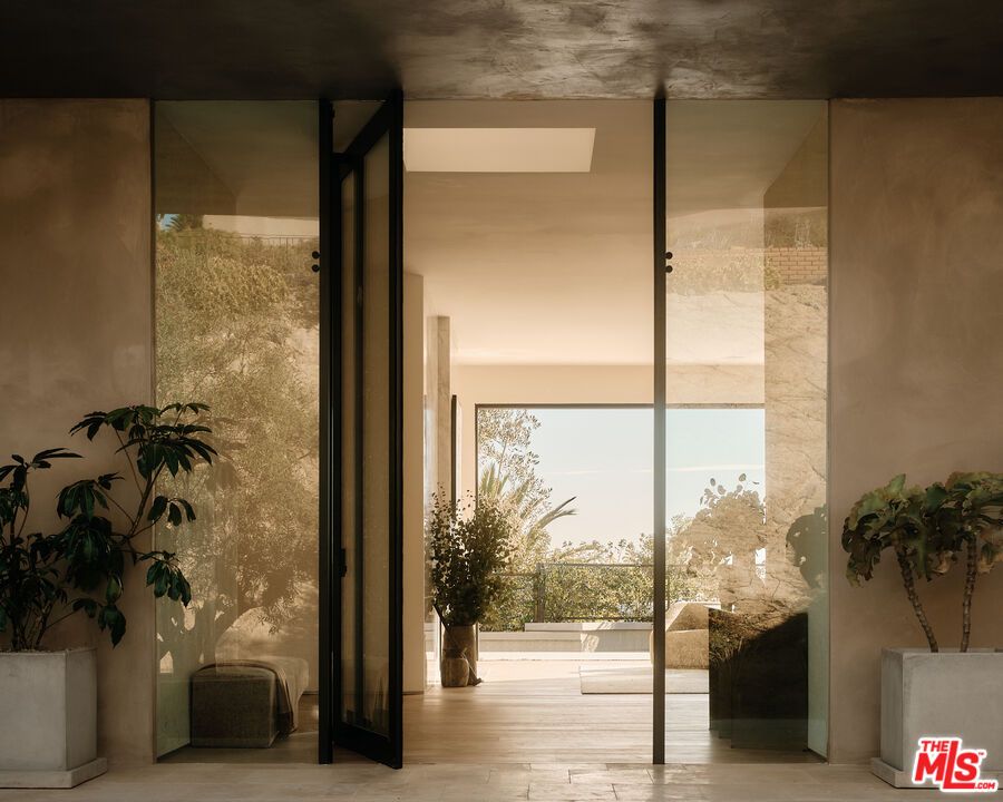 Interior, Water