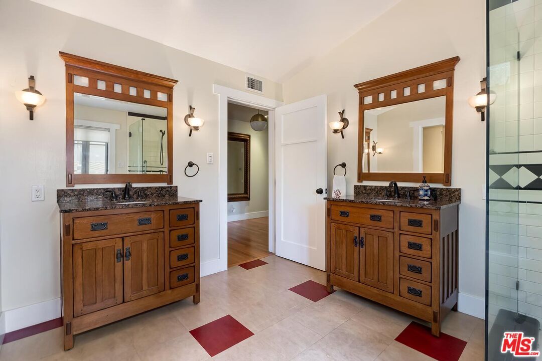 Bathroom, Dual Sink Vanities, Interior, Wood Texture Flooring