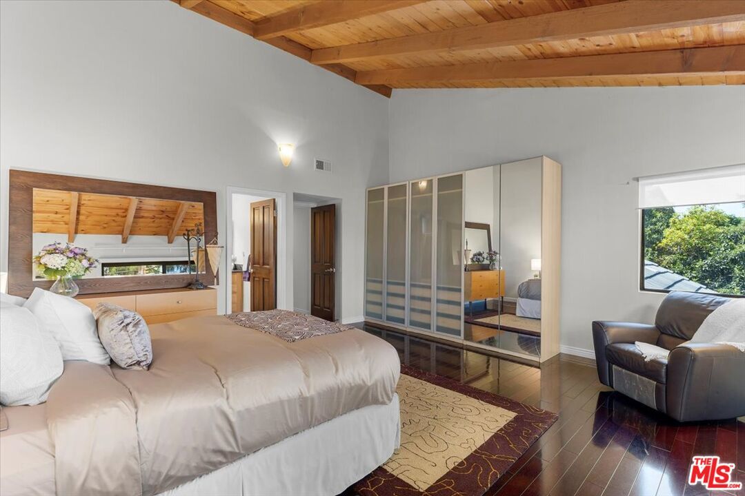 Bedroom, Interior, Wooden Beams, Wooden Ceilings, Wood Texture Flooring