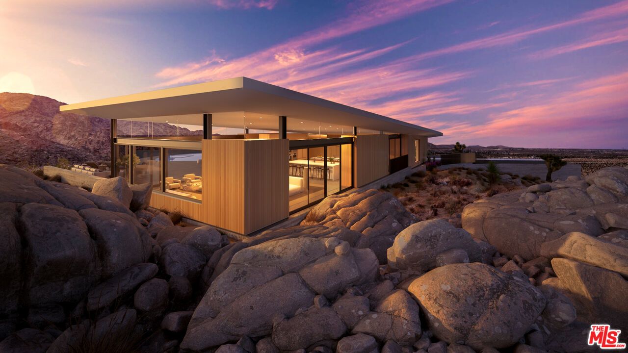 Exterior, Hot Tub