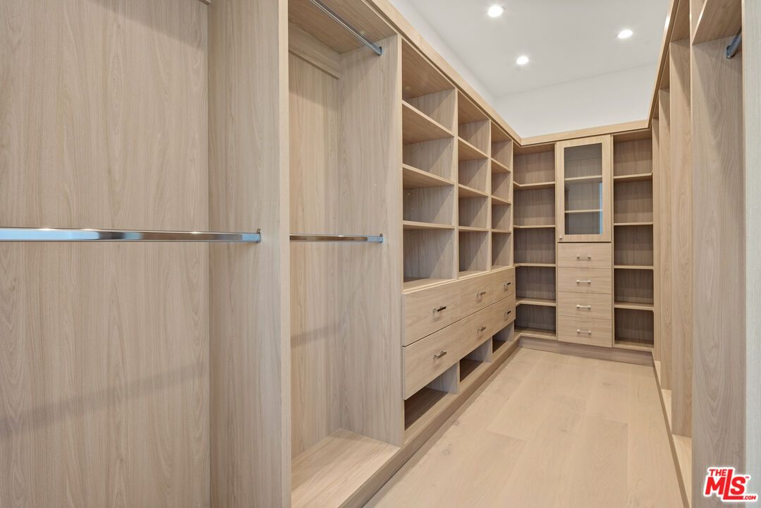Interior, Recessed Lighting, Walk-in Closets, Wood Texture Flooring