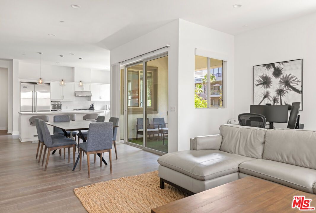 Dining room, Interior, Kitchen, Living room, Pendant Lights, Recessed Lighting, Stainless Steel Appliances, Wood Texture Flooring