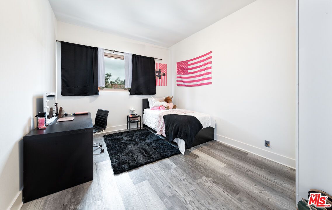 Bedroom, Home Office, Interior, Wood Texture Flooring