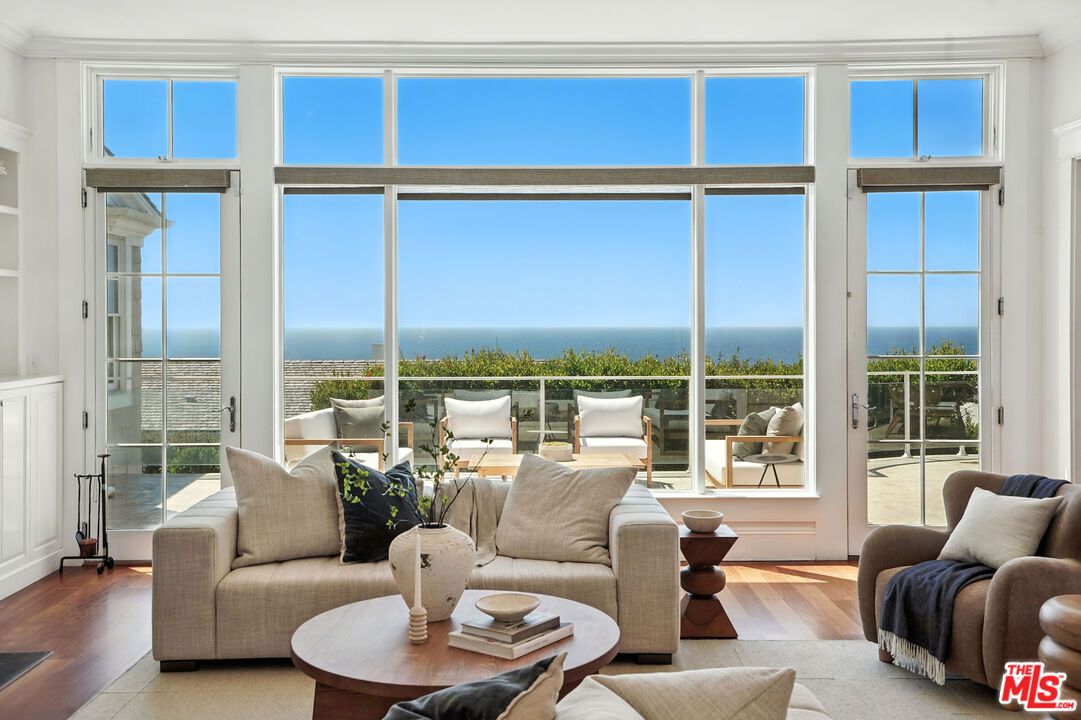 Interior, Living room, Water, Wood Texture Flooring