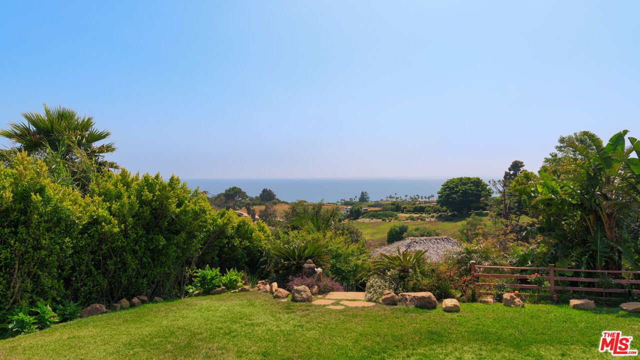 Backyard, Exterior, Water