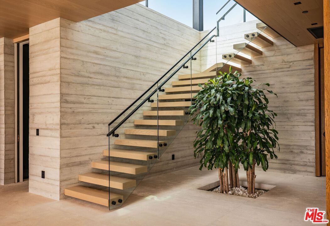 Interior, Wooden Walls