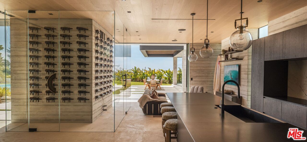 Interior, Pendant Lights, Wine Storage