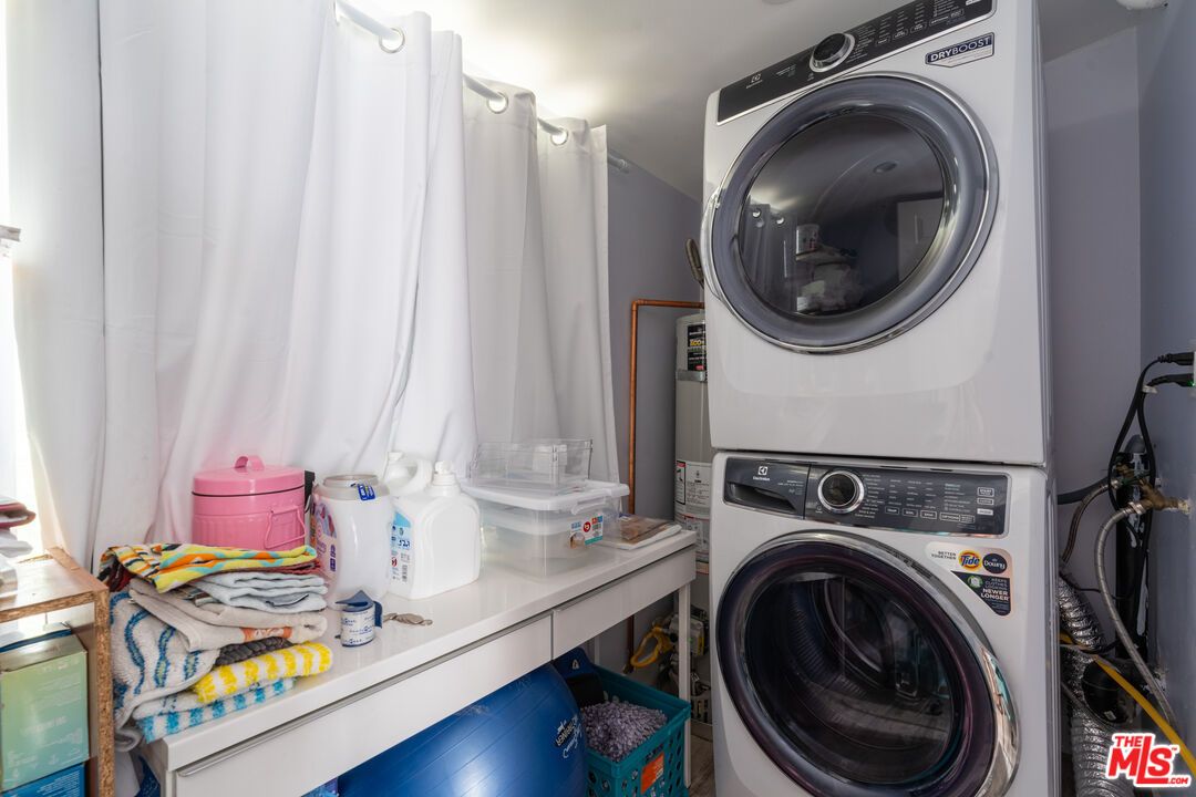 Interior, Utility Closets, Washer