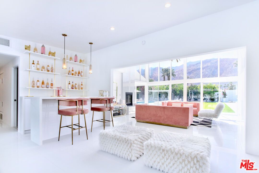 Fireplace, Interior, Living room, Pendant Lights, Recessed Lighting