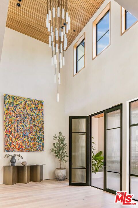 Interior, Pendant Lights, Wooden Ceilings, Wood Texture Flooring