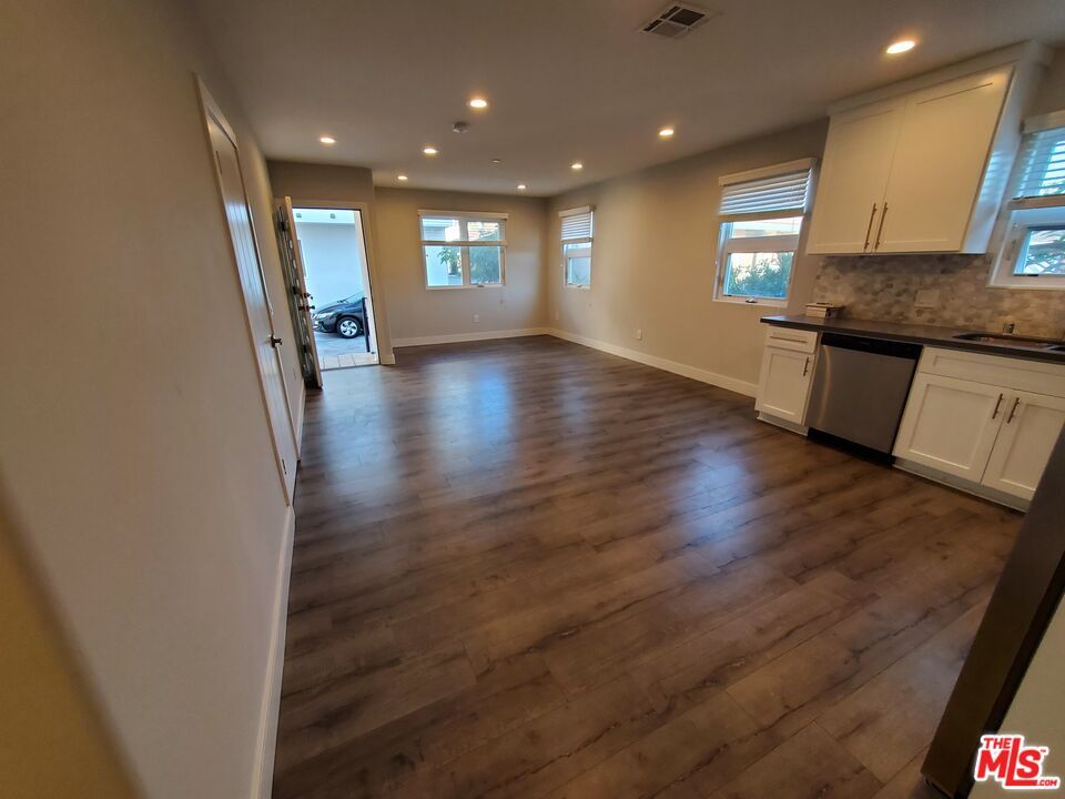 Empty room, Interior, Kitchen, Recessed Lighting, Wood Texture Flooring