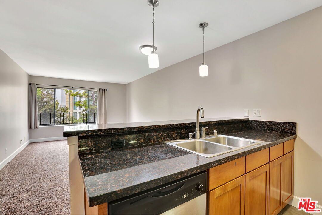 Interior, Kitchen, Pendant Lights