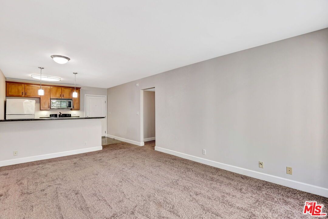 Empty room, Interior, Kitchen
