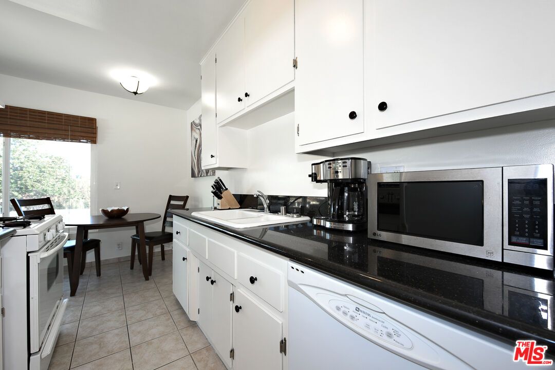Dining room, Interior, Kitchen