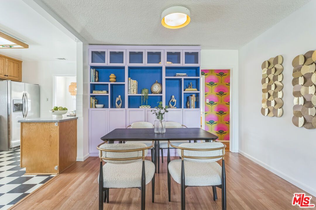 Dining room, Interior, Kitchen, Stainless Steel Appliances, Wood Texture Flooring