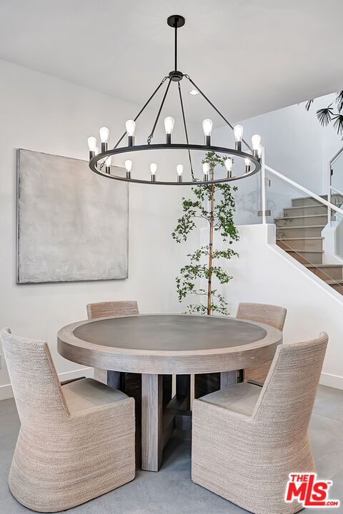 Chandelier, Dining room, Interior, Pendant Lights