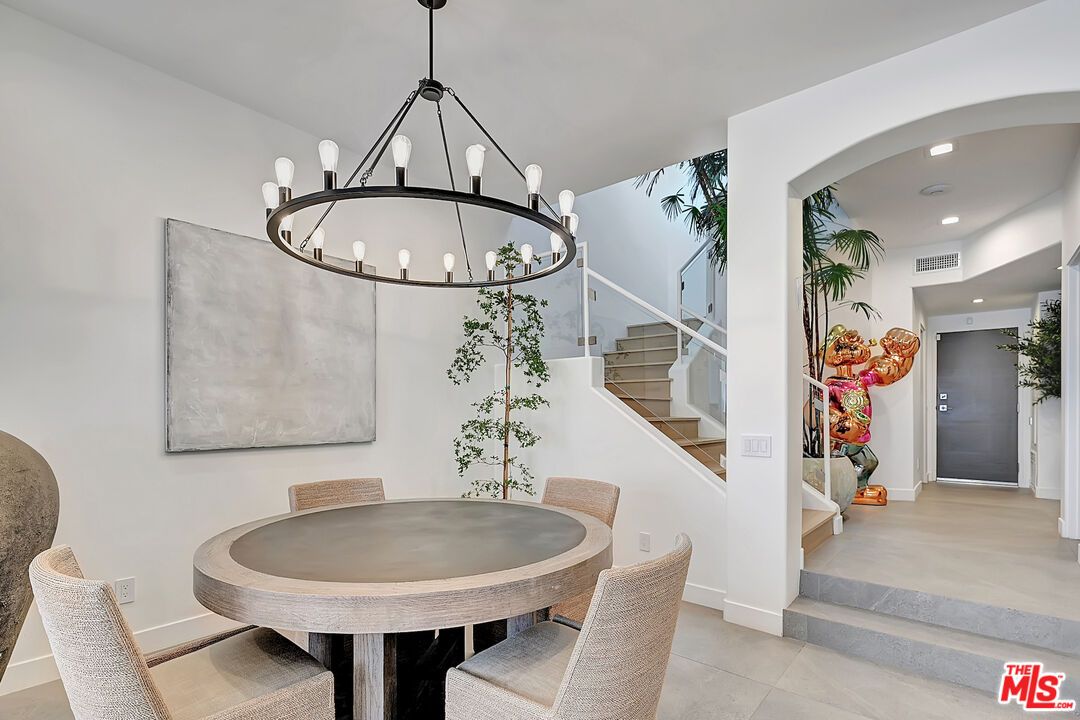 Chandelier, Dining room, Interior, Recessed Lighting