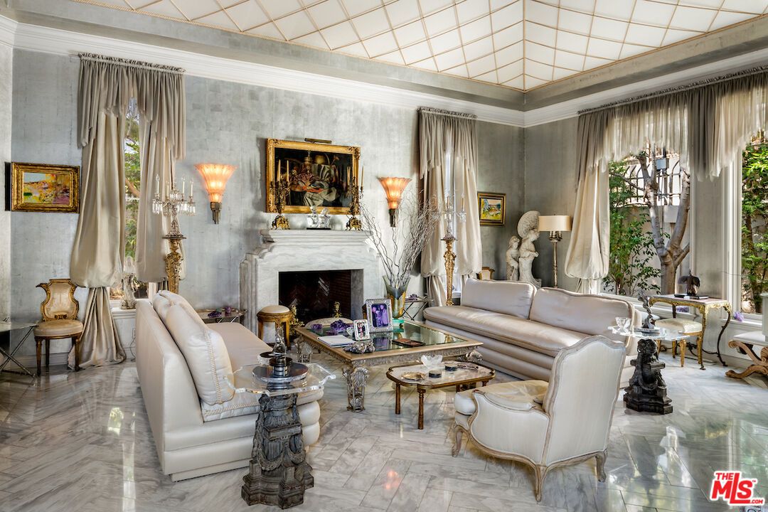 Fireplace, Interior, Living room