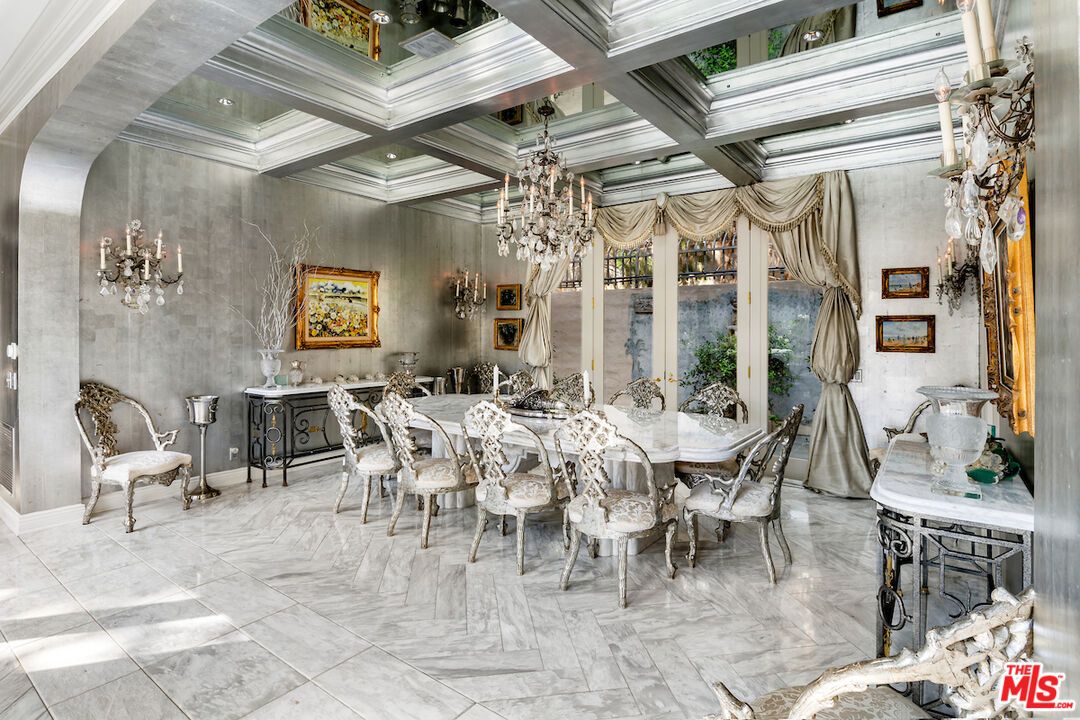 Chandelier, Dining room, Interior, Marble