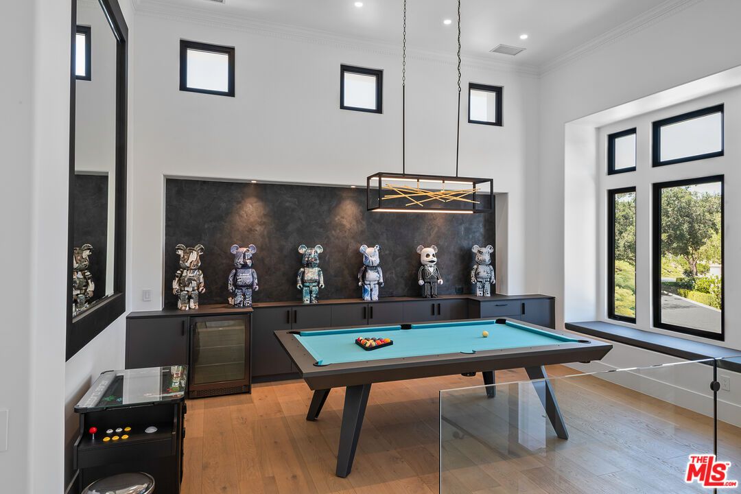 Billiard Table, Game Room, Interior, Pendant Lights, Recessed Lighting, Wood Texture Flooring