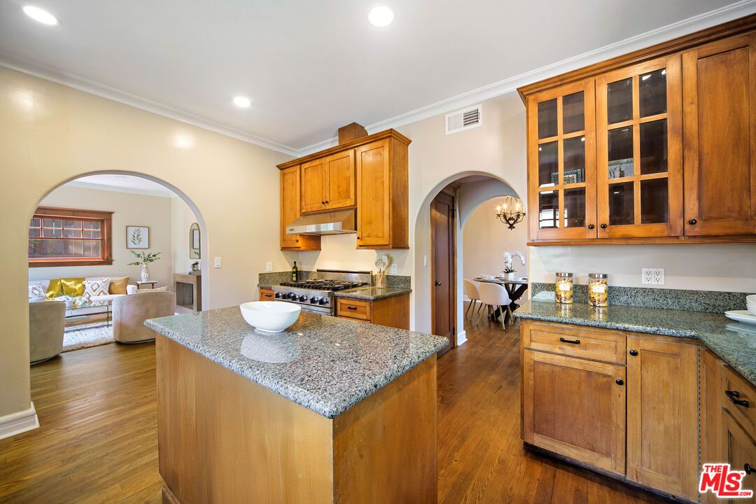 Dining room, Interior, Kitchen, Living room, Recessed Lighting, Wood Texture Flooring