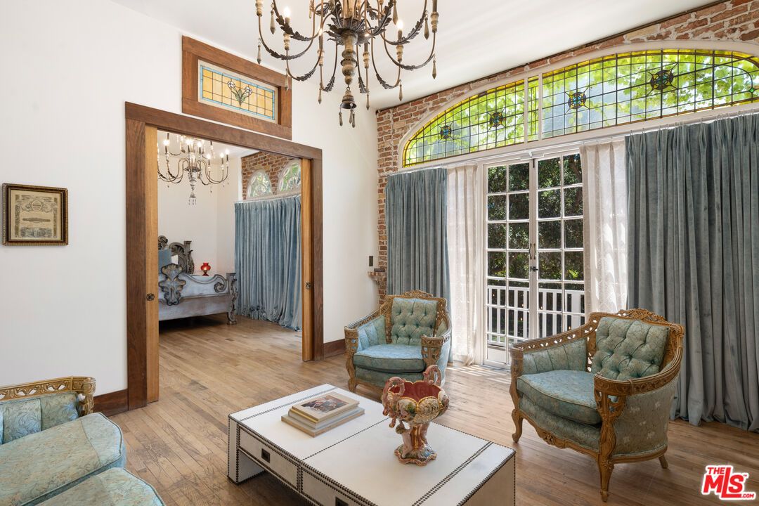 Chandelier, Interior, Living room, Wood Texture Flooring