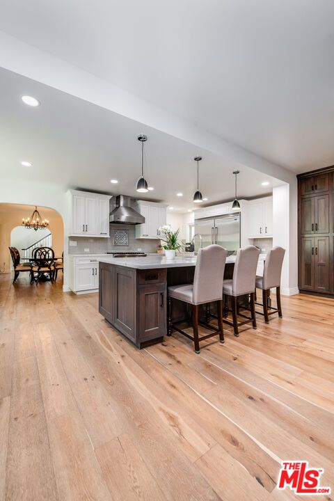 Dining room, Interior, Kitchen, Pendant Lights, Recessed Lighting, Wood Texture Flooring