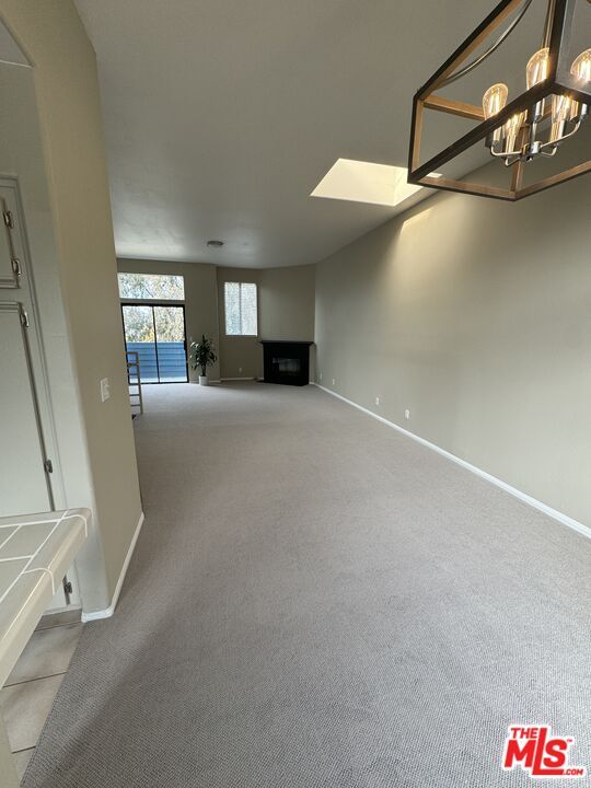 Chandelier, Empty room, Interior