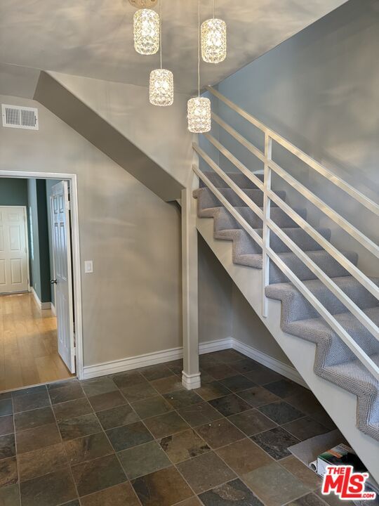 Interior, Pendant Lights, Wood Texture Flooring