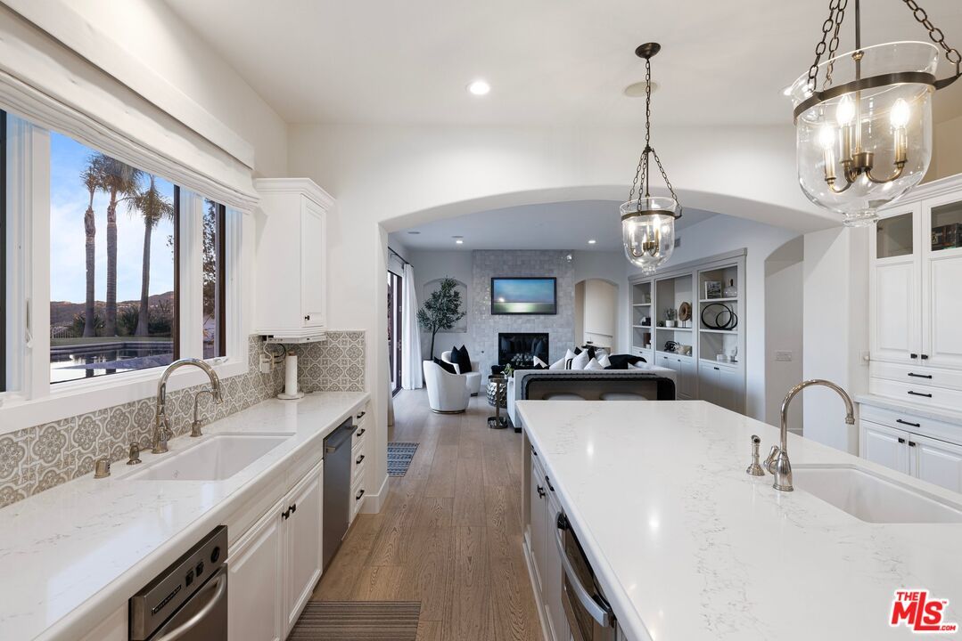 Fireplace, Interior, Kitchen, Living room, Pendant Lights, Recessed Lighting, Wood Texture Flooring