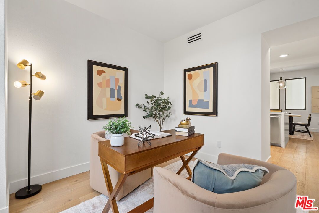 Home Office, Interior, Pendant Lights, Recessed Lighting, Wood Texture Flooring