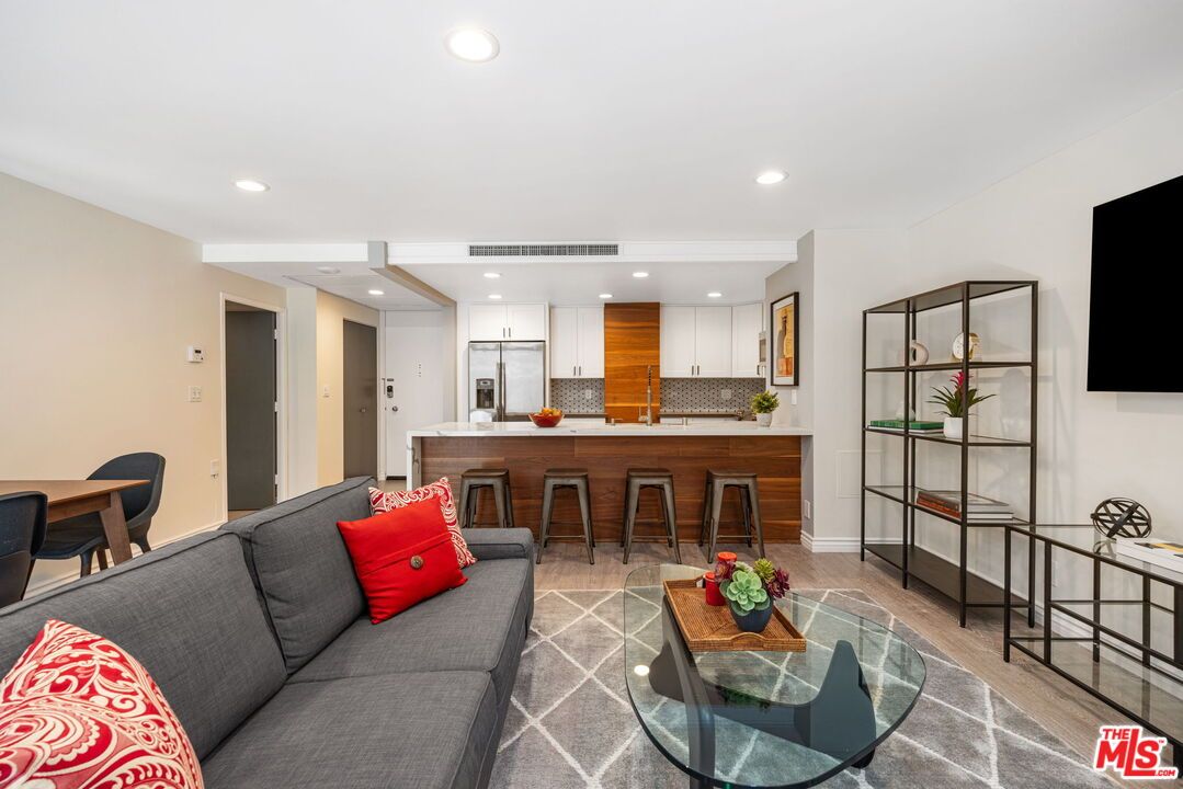 Interior, Kitchen, Living room, Recessed Lighting