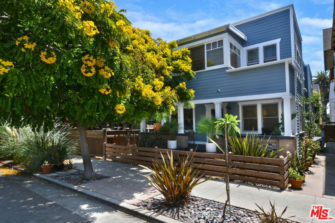 DE Listing image placeholder