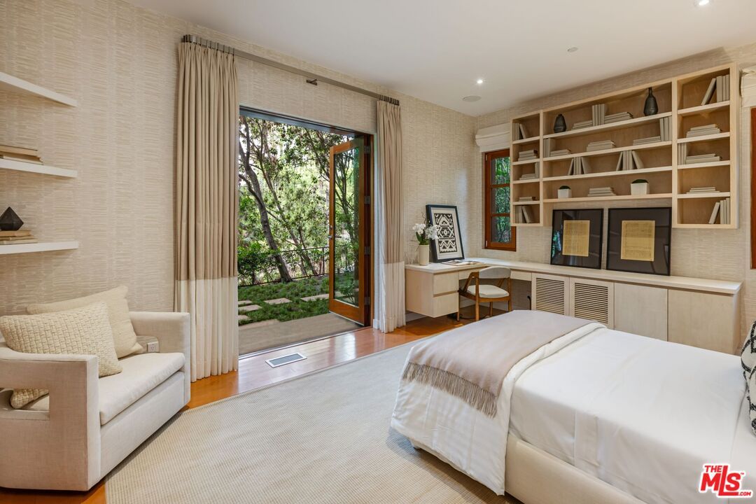 Bedroom, Home Office, Interior, Recessed Lighting, Wood Texture Flooring