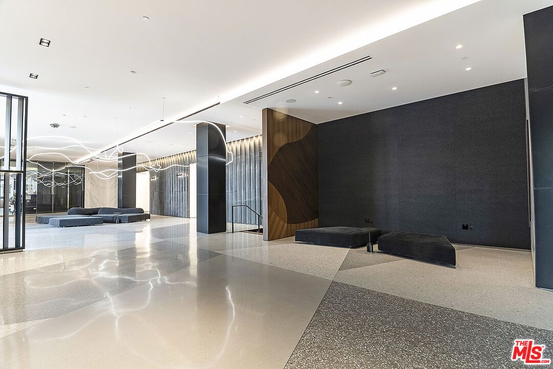 Interior, Recessed Lighting