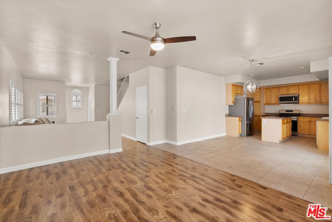 Interior, Kitchen, Pendant Lights, Wood Texture Flooring