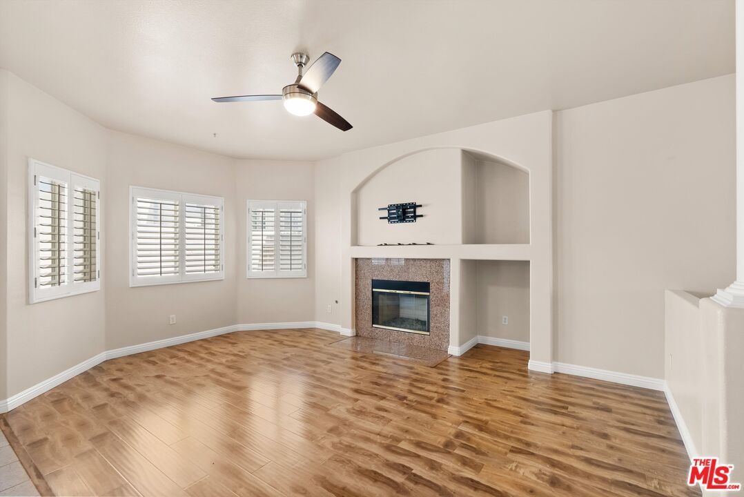 Empty room, Fireplace, Interior, Wood Texture Flooring